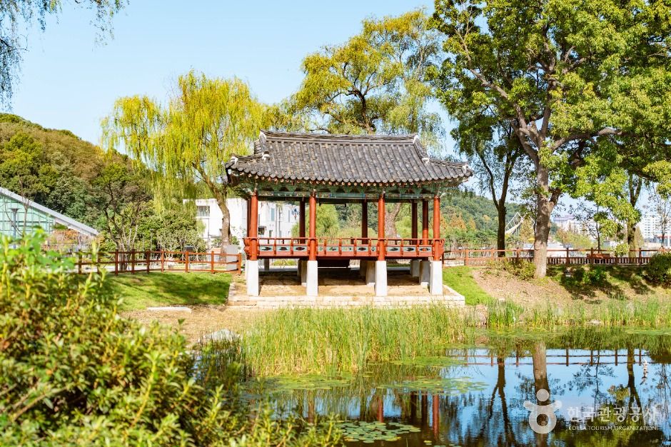 영남루(천안) 여행 추천 - 메고지고 영남루(천안) 여행 추천 - 메고지고