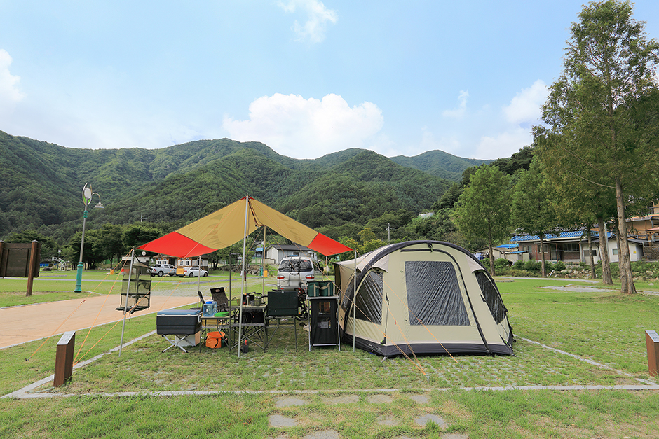 금수강산문화공원 야영장 여행 추천 - 로드트립