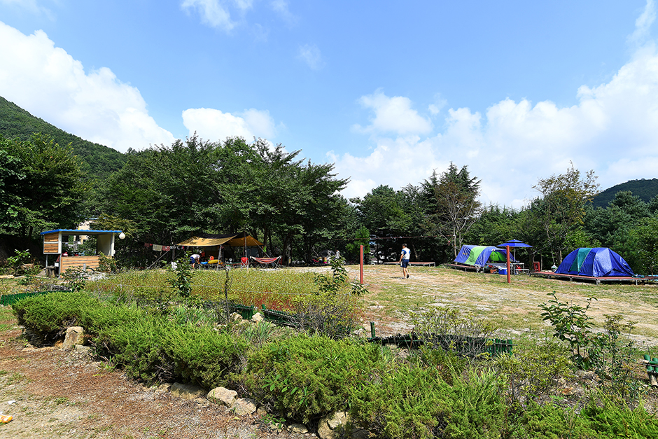 지리산 숲속의 쉼터 여행 추천 - 메고지고 지리산 숲속의 쉼터 여행 추천 - 메고지고