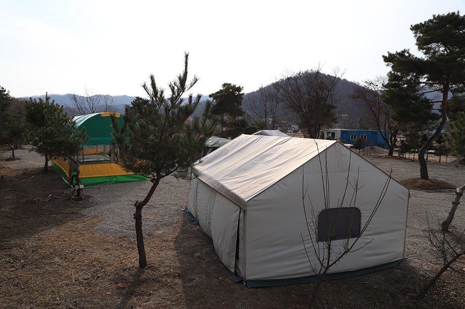 강촌하늘아래글램핑 여행 추천 - 메고지고