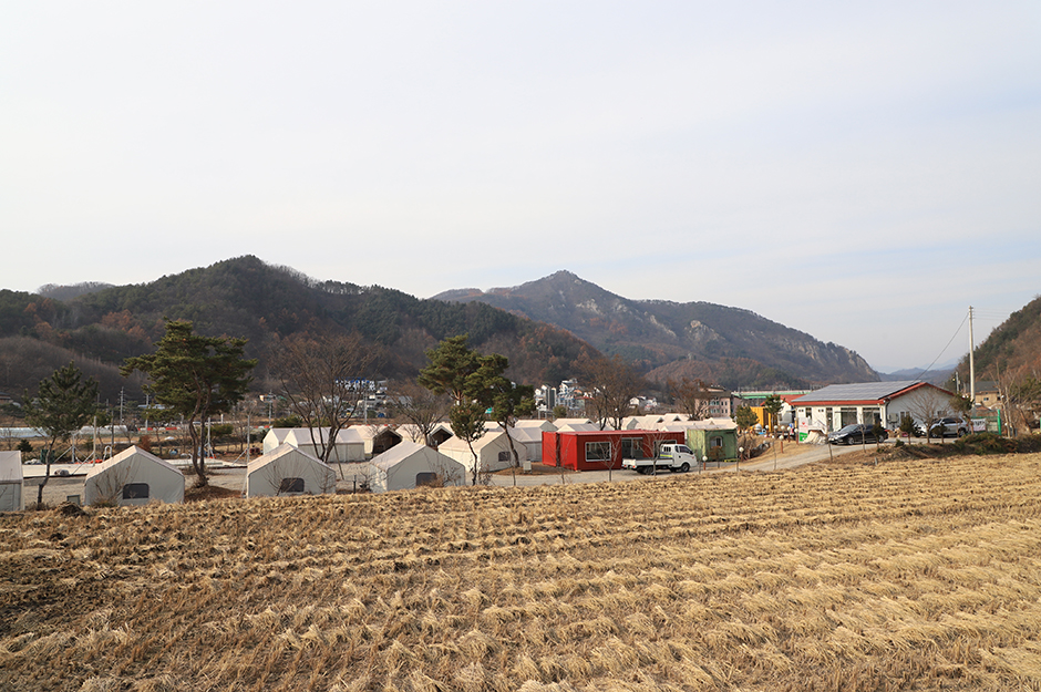 강촌하늘아래글램핑 여행 추천 - 메고지고