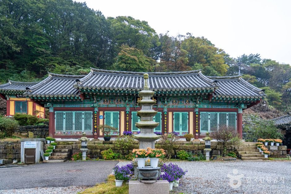 망일사(서산) 여행 추천 - 메고지고