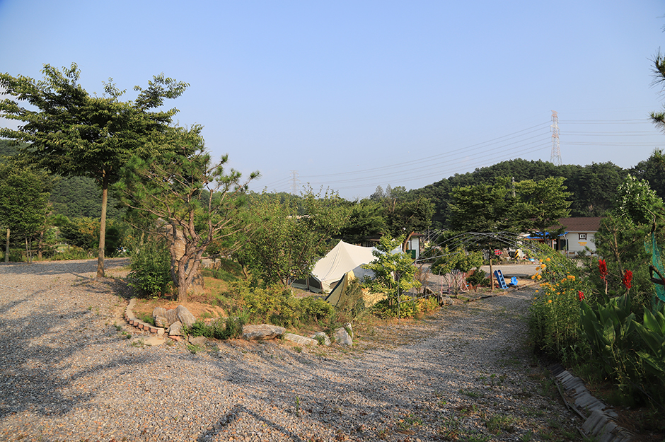 힐스톤 캠핑장 여행 추천 - 메고지고 힐스톤 캠핑장 여행 추천 - 메고지고