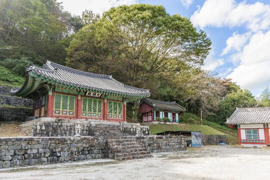 자명사(익산) 여행 추천 - 메고지고