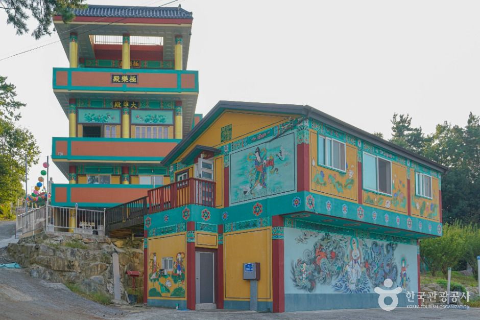 해동성취사 여행 추천 - 메고지고