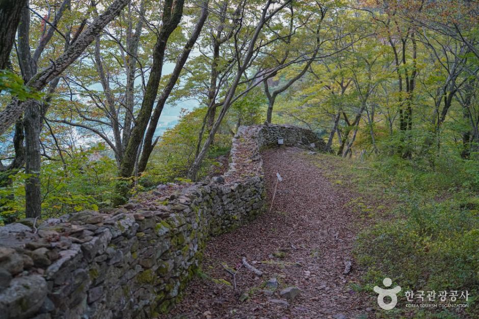 무주 적상산성 여행 추천 - 메고지고