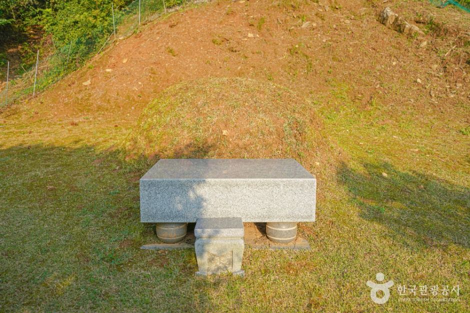 안성 남사당 바우덕이 묘 여행 추천 - 메고지고