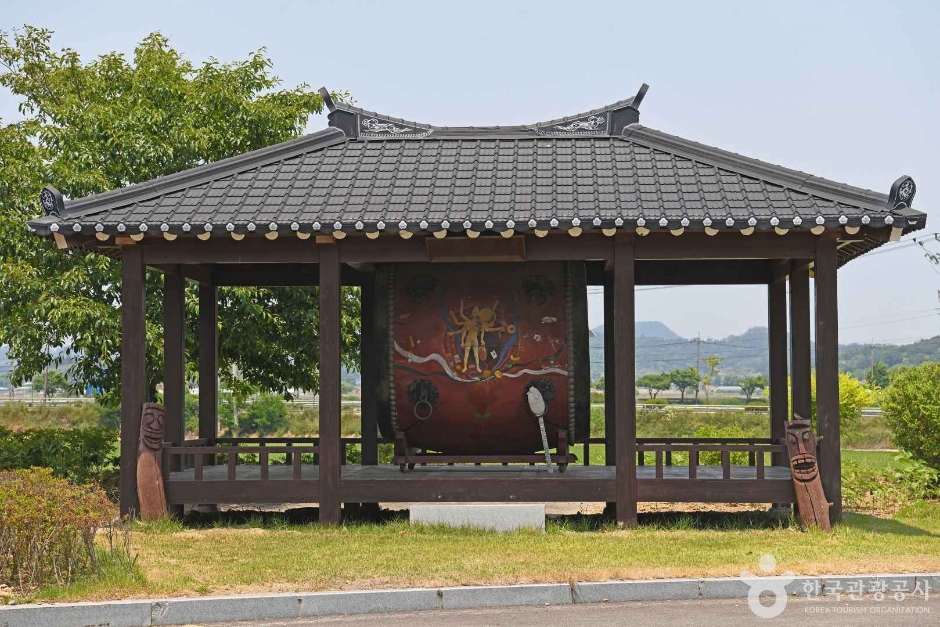 동자북마을 (동자북역사문화마을) 여행 추천 - 메고지고