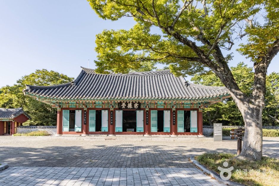 통영 한산도 이충무공 유적 여행 추천 - 메고지고