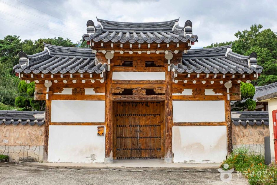 훈령서원 여행 추천 - 메고지고