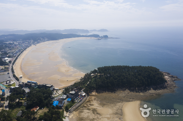 만리포해수욕장 여행 추천 - 메고지고
