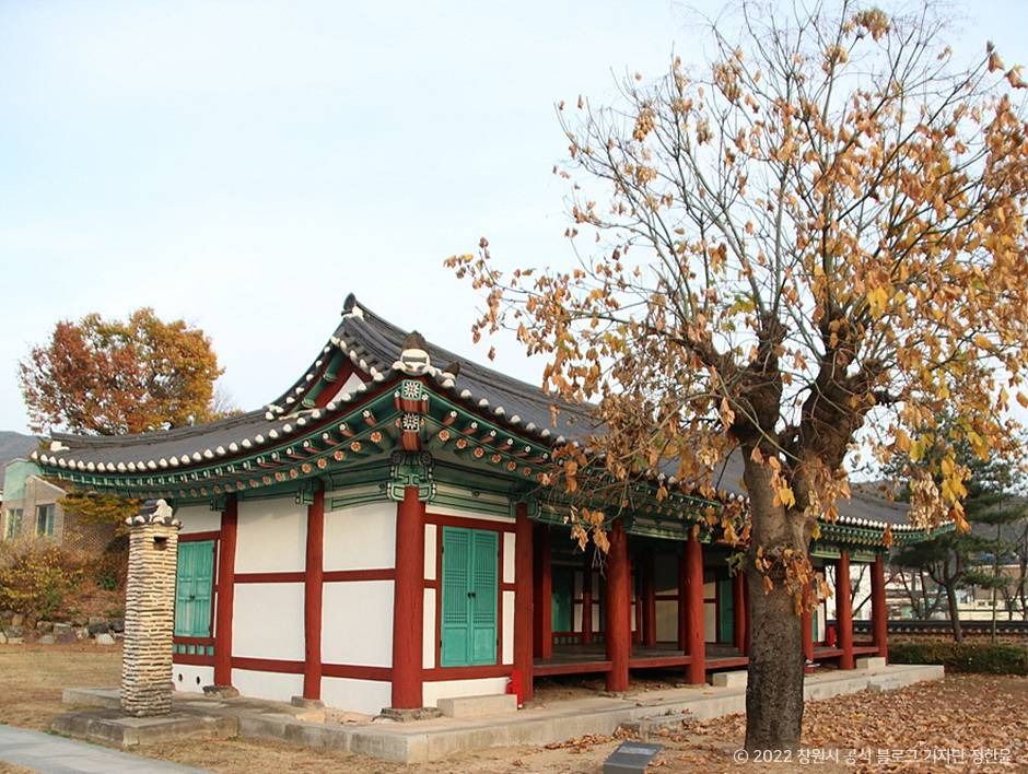창원 진해현 관아 및 객사유지 여행 추천 - 메고지고 창원 진해현 관아 및 객사유지 여행 추천 - 메고지고