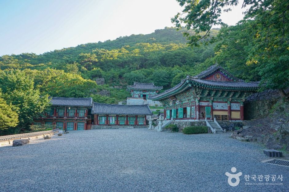 장유사(김해) 여행 추천 - 메고지고