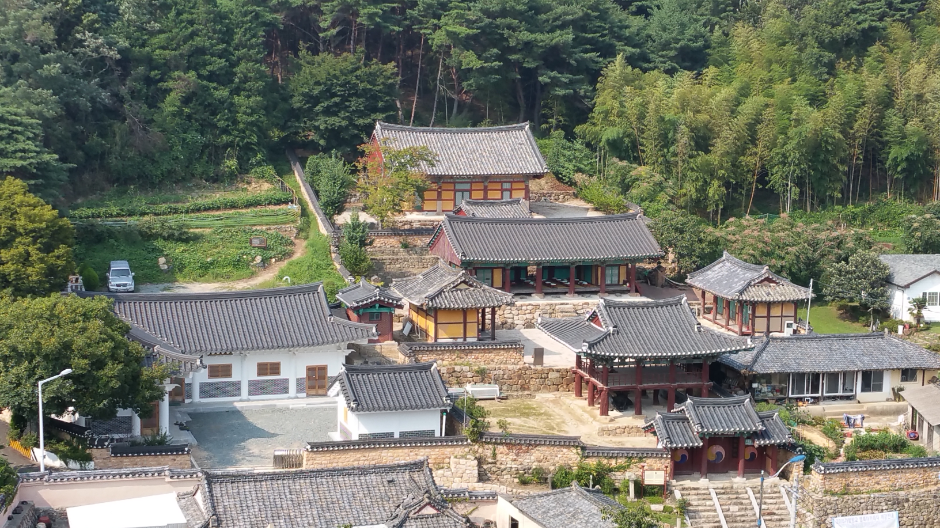 기장향교 여행 추천 - 메고지고