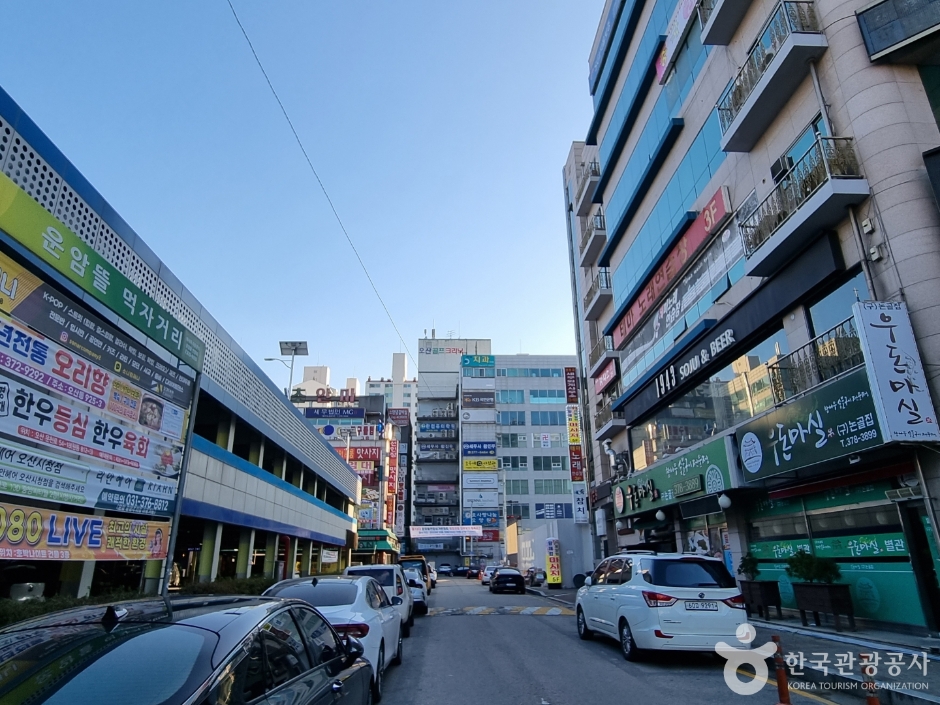 운암뜰 한식거리 여행 추천 - 메고지고