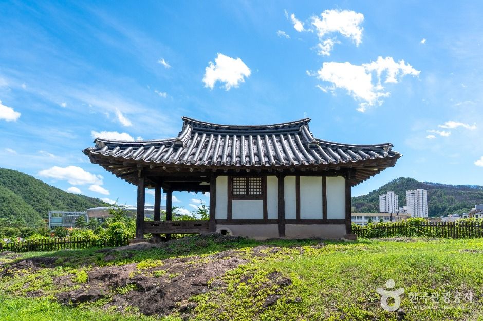 망미정 우송당 여행 추천 - 메고지고