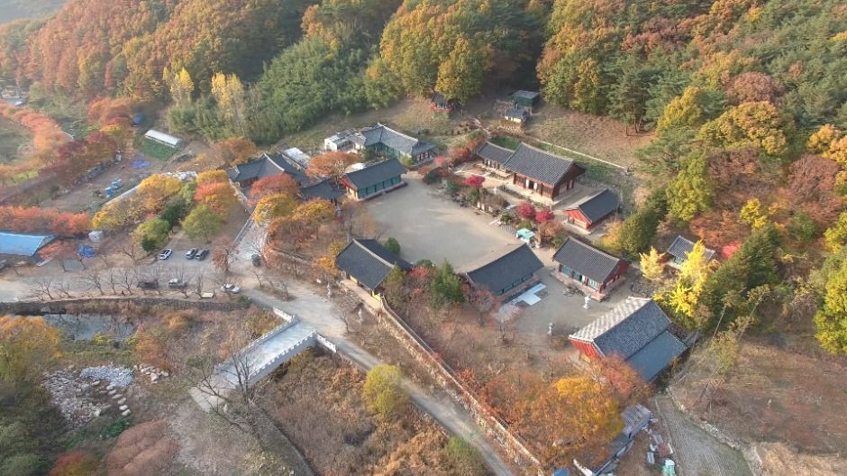 신흥사(양산) 여행 추천 - 메고지고 신흥사(양산) 여행 추천 - 메고지고