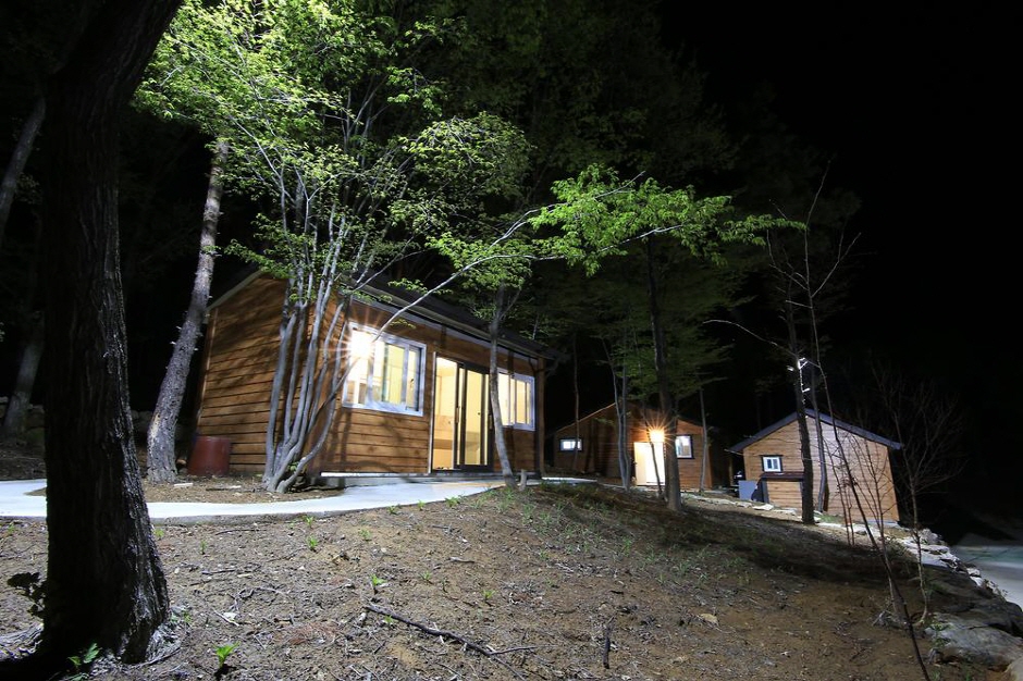 산중오토캠핑장 여행 추천 - 메고지고 산중오토캠핑장 여행 추천 - 메고지고