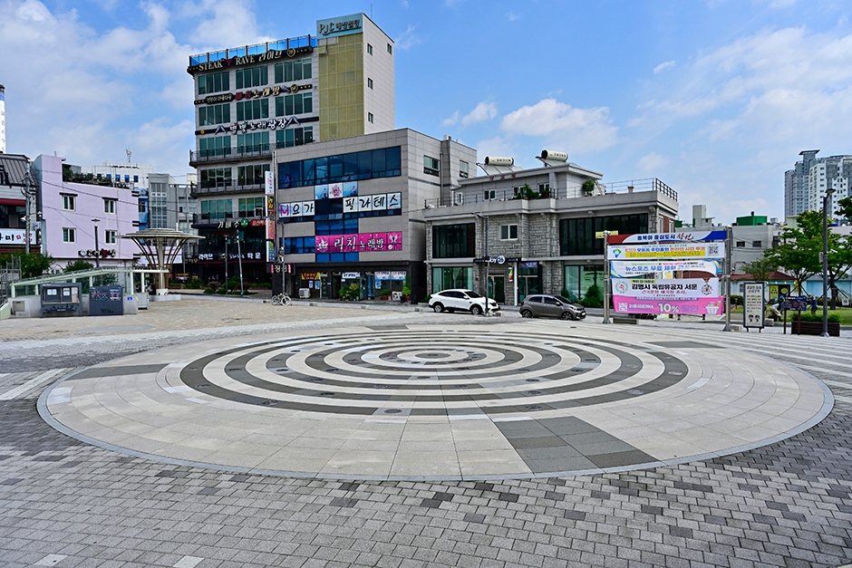 오동동문화광장 여행 추천 - 메고지고 오동동문화광장 여행 추천 - 메고지고