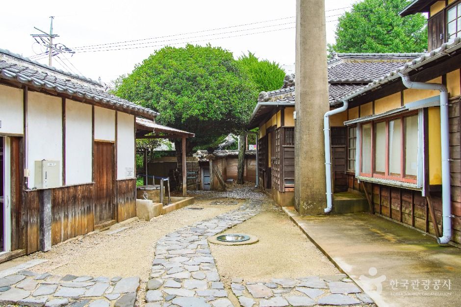 군산 영화의 거리 여행 추천 - 메고지고 군산 영화의 거리 여행 추천 - 메고지고