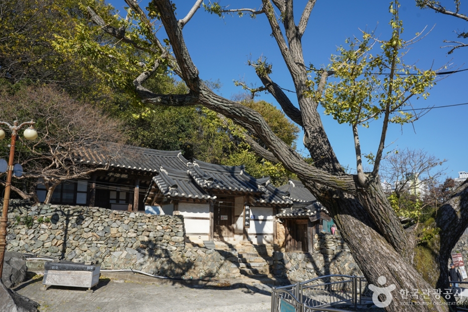 회원서원 여행 추천 - 메고지고 회원서원 여행 추천 - 메고지고