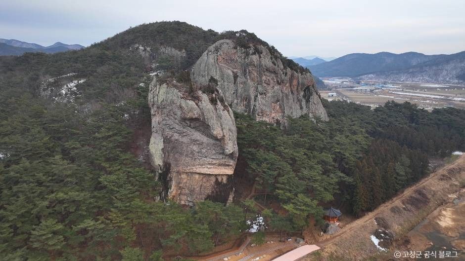병바위 (전북 서해안 국가지질공원) 여행 추천 - 메고지고 병바위 (전북 서해안 국가지질공원) 여행 추천 - 메고지고