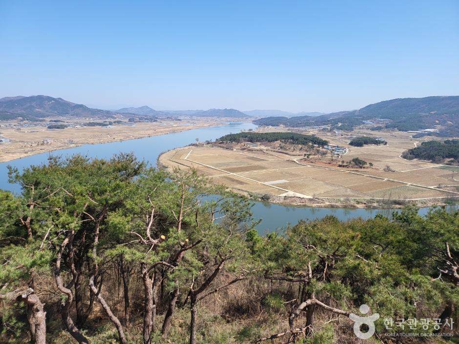 낙동강 경천대(경천대 전망대) 여행 추천 - 메고지고 낙동강 경천대(경천대 전망대) 여행 추천 - 메고지고