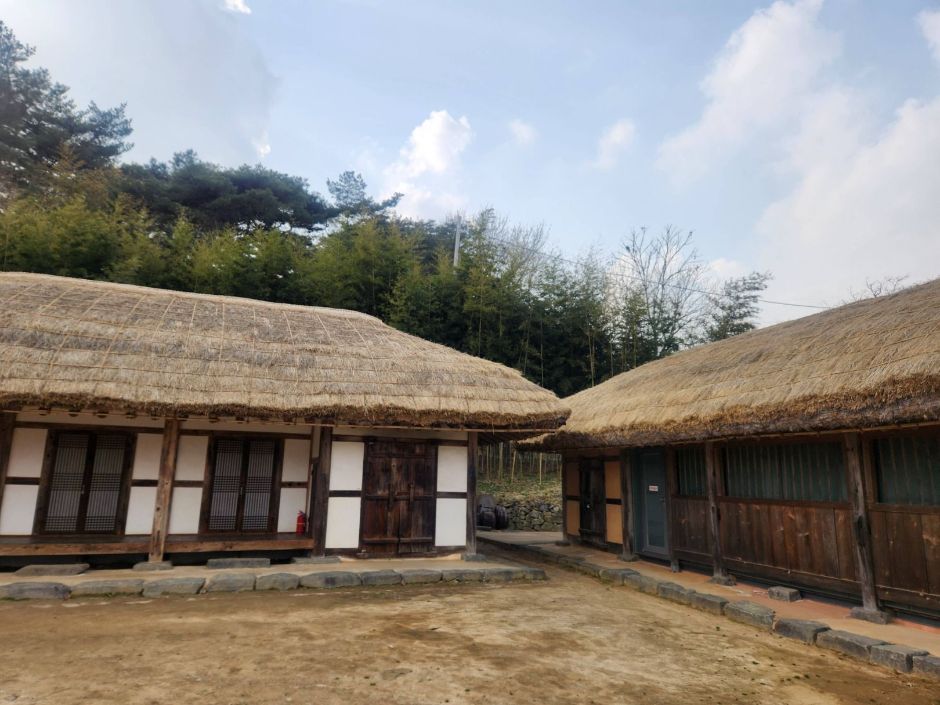 이응노의 집 고암이응노생가기념관 여행 추천 - 메고지고 이응노의 집 고암이응노생가기념관 여행 추천 - 메고지고
