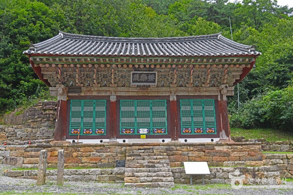 신륵사(제천) 여행 추천 - 메고지고 신륵사(제천) 여행 추천 - 메고지고
