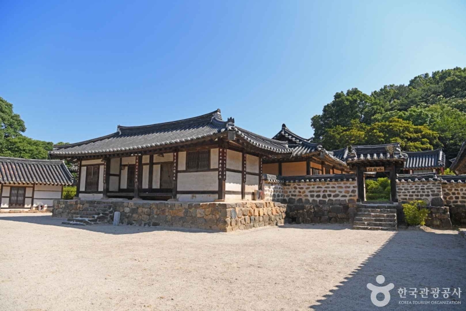 계룡 사계고택 여행 추천 - 메고지고 계룡 사계고택 여행 추천 - 메고지고