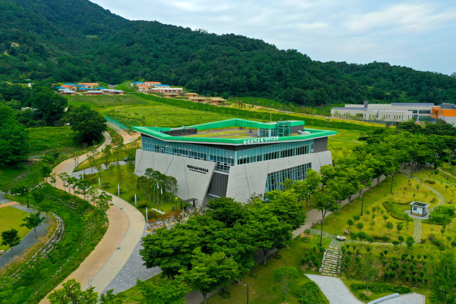 박정희대통령역사자료관 여행 추천 - 메고지고 박정희대통령역사자료관 여행 추천 - 메고지고