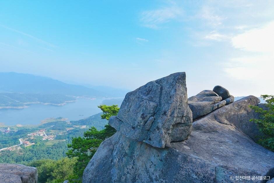 금성산(합천) 여행 추천 - 메고지고