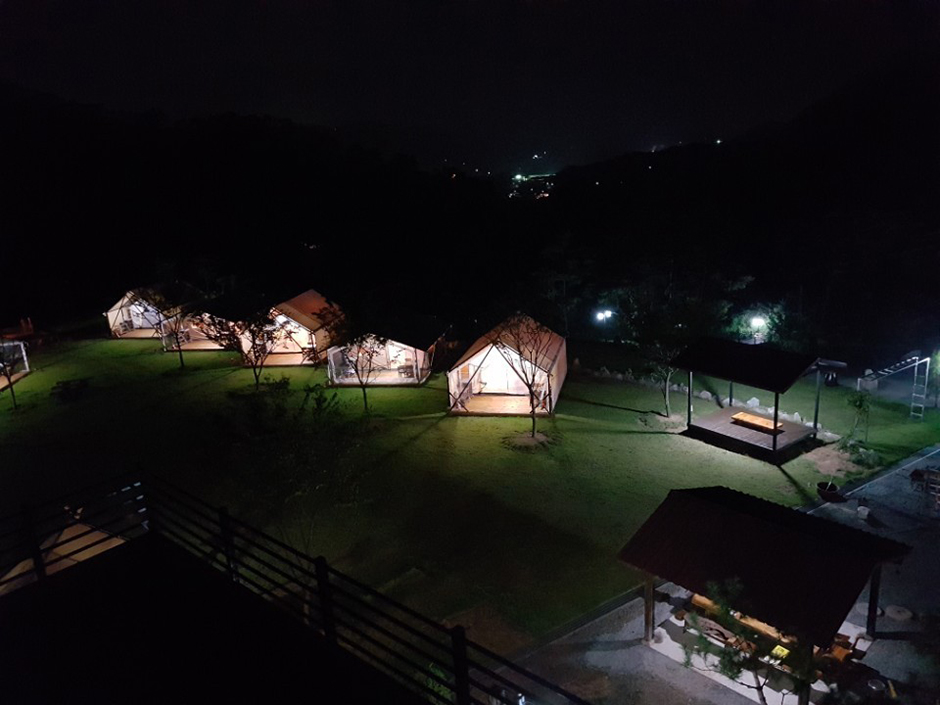 별밤야영장 여행 추천 - 메고지고 별밤야영장 여행 추천 - 메고지고