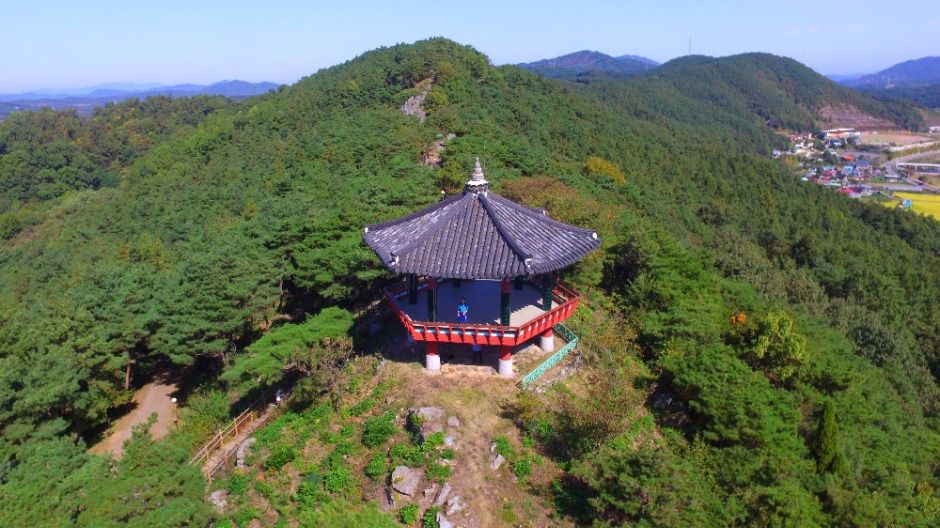 우산성 여행 추천 - 메고지고