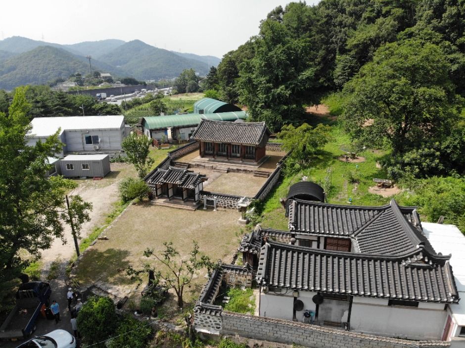 사충서원 여행 추천 - 메고지고 사충서원 여행 추천 - 메고지고