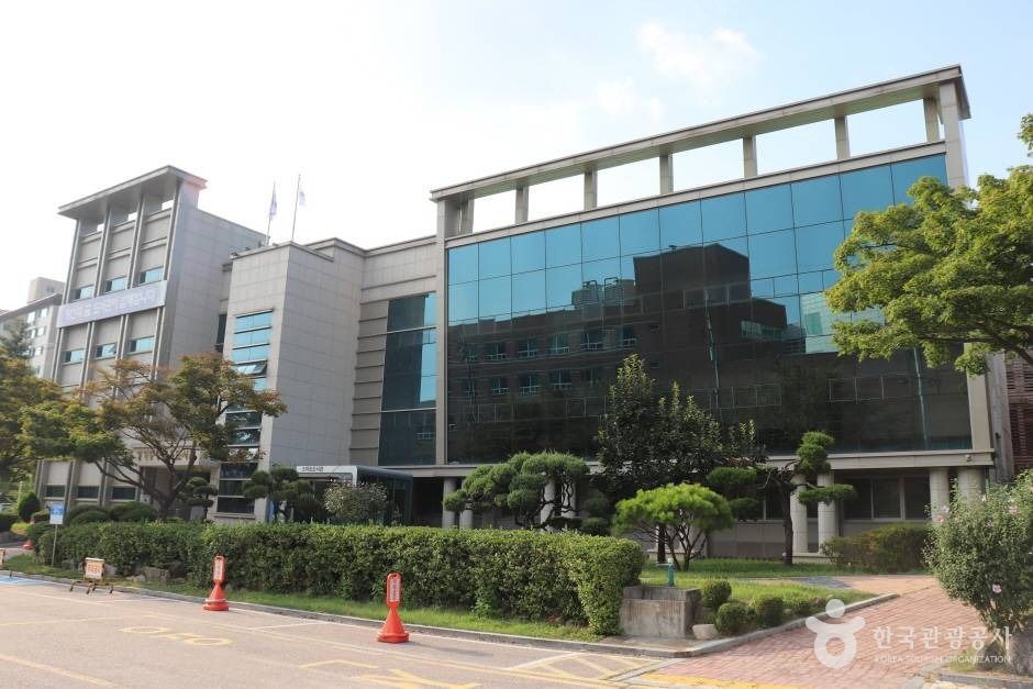 경기도교육청중앙도서관 여행 추천 - 메고지고 경기도교육청중앙도서관 여행 추천 - 메고지고