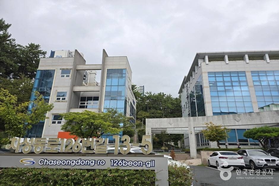 부산광역시 기장도서관 여행 추천 - 메고지고 부산광역시 기장도서관 여행 추천 - 메고지고