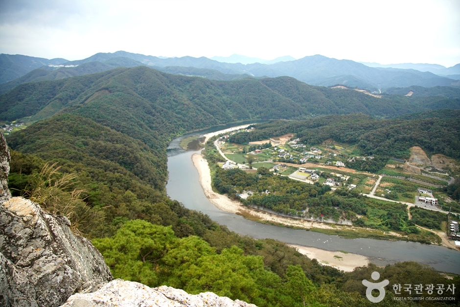 팔봉산(홍천) 여행 추천 - 메고지고 팔봉산(홍천) 여행 추천 - 메고지고