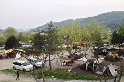 충주반딧불오토캠핑장 여행 추천 - 메고지고