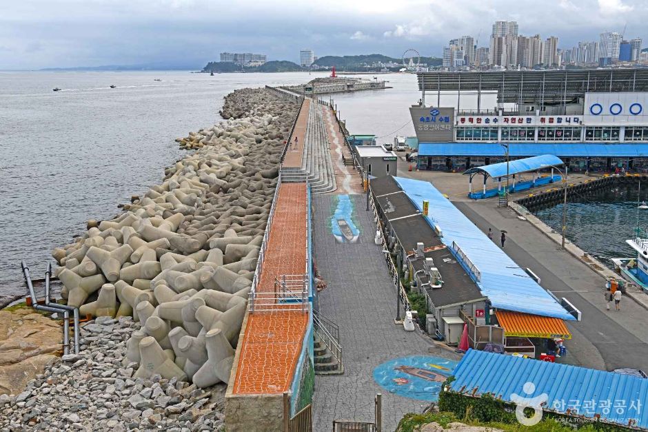동명 방파제 여행 추천 - 메고지고