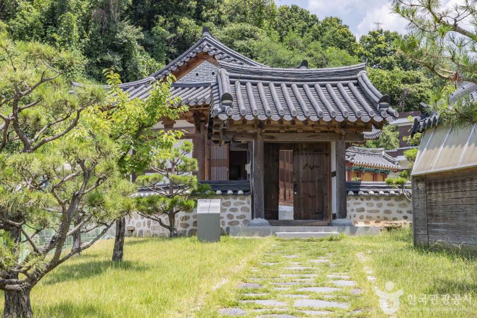 운곡서원 여행 추천 - 메고지고 운곡서원 여행 추천 - 메고지고