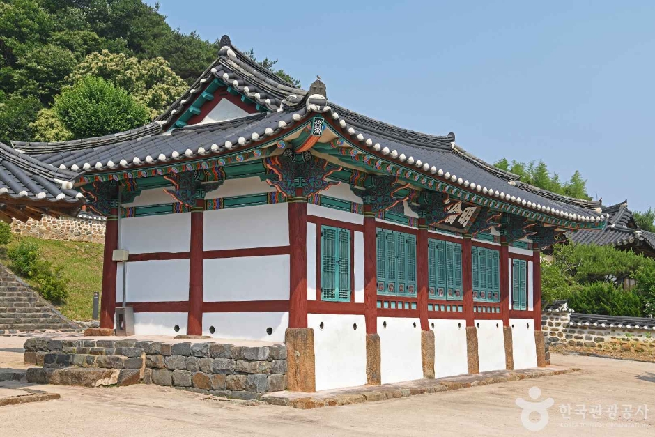 임천향교 여행 추천 - 메고지고 임천향교 여행 추천 - 메고지고