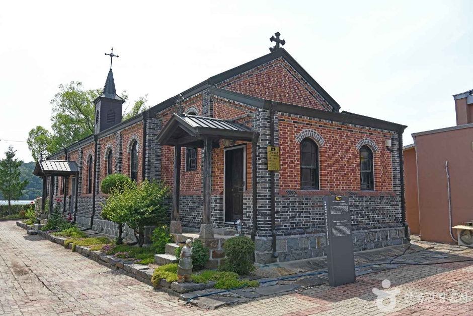 부여금사리성당 여행 추천 - 메고지고 부여금사리성당 여행 추천 - 메고지고