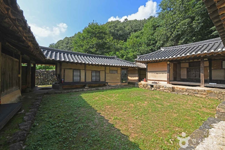 제천 중전리 고가 여행 추천 - 메고지고 제천 중전리 고가 여행 추천 - 메고지고