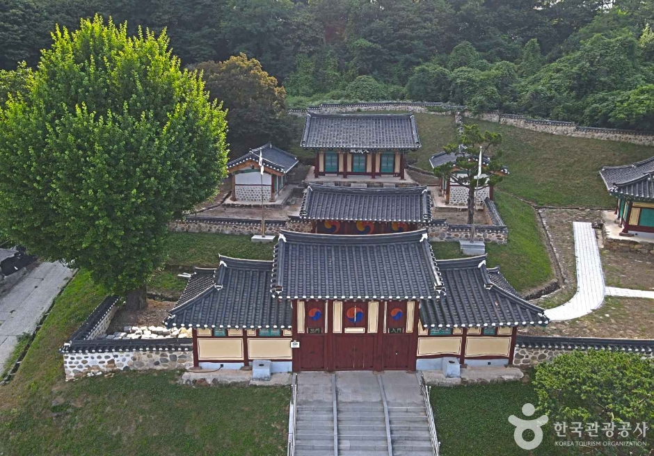 진천향교 여행 추천 - 메고지고