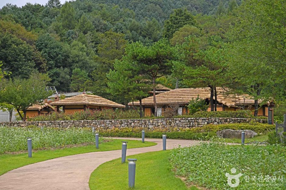 이효석 생가 여행 추천 - 메고지고 이효석 생가 여행 추천 - 메고지고