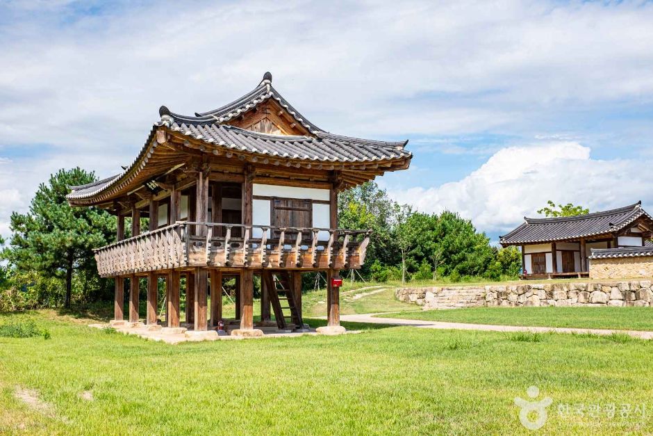 이산서원 여행 추천 - 메고지고 이산서원 여행 추천 - 메고지고