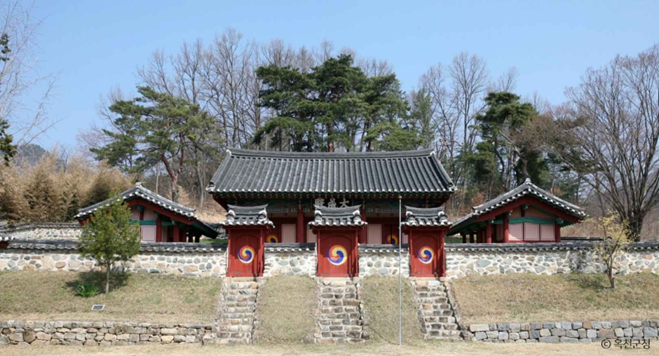 옥천향교 여행 추천 - 메고지고 옥천향교 여행 추천 - 메고지고