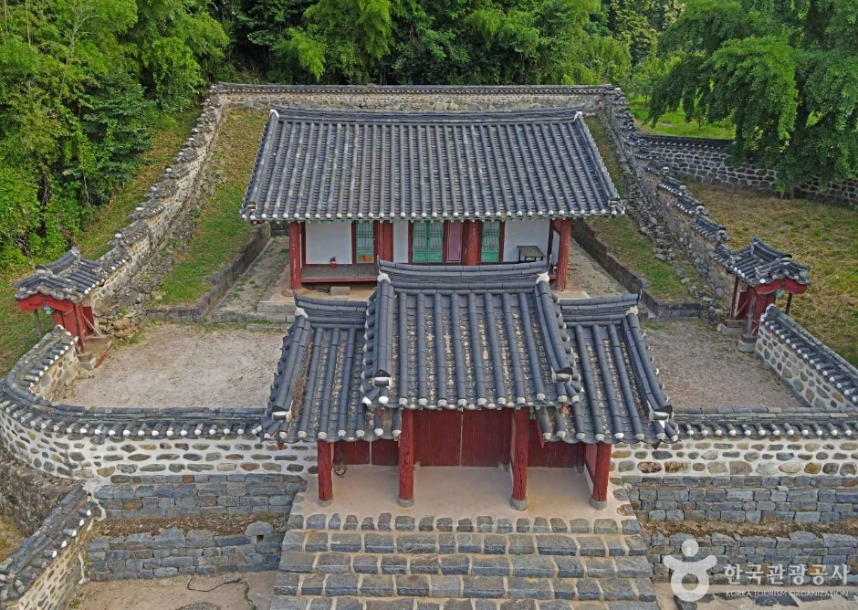 정산향교 여행 추천 - 메고지고 정산향교 여행 추천 - 메고지고