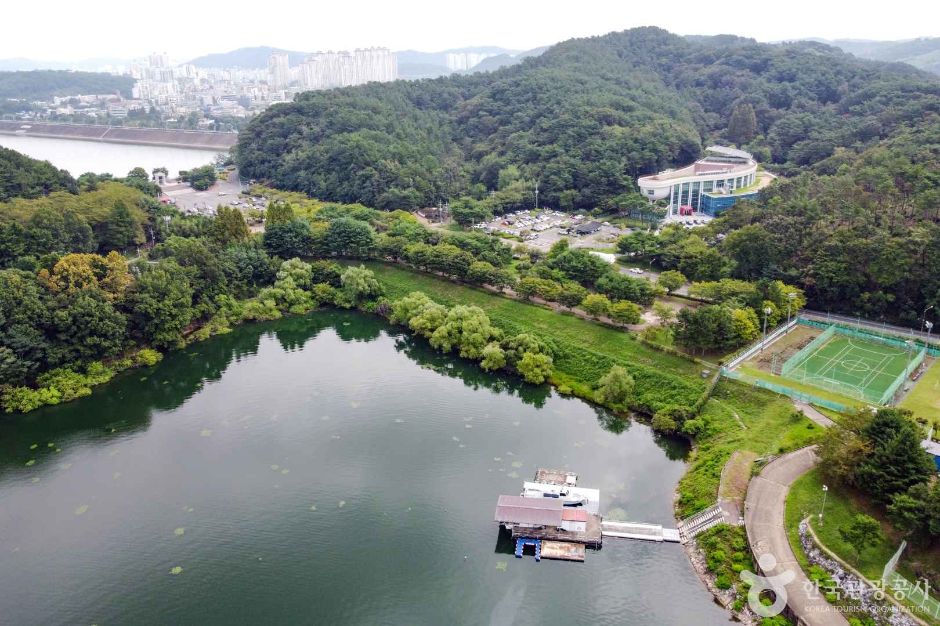 남강댐 노을공원 여행 추천 - 메고지고